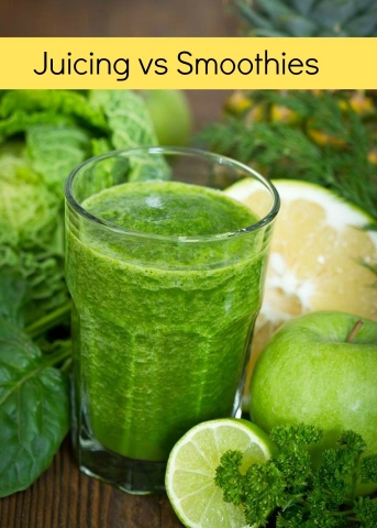 Juicing vs. Blending (+ Green Glow Recipe)