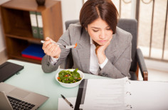 3 Tips to Eat Healthy When You’re CRAZY BUSY!