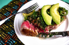 Tuna with avocado, ginger and lime
