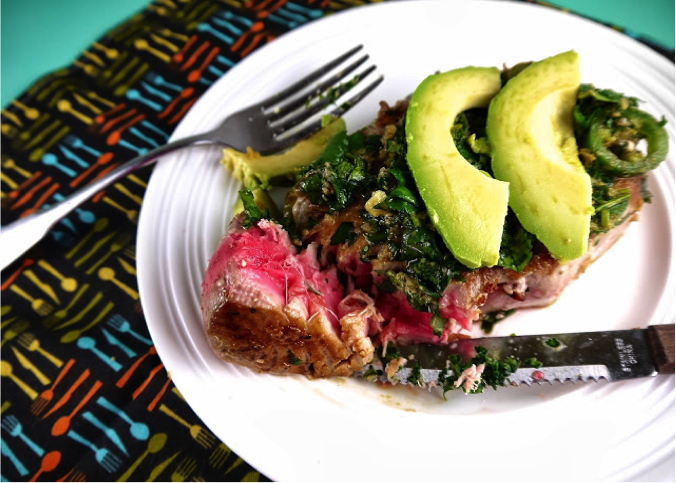 Tuna with avocado, ginger and lime